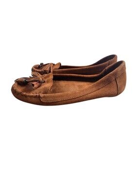 Minnetonka Brown Suede Women's Sz 7.5 Moccasin Feathers Loafer Shoes Hardsole
